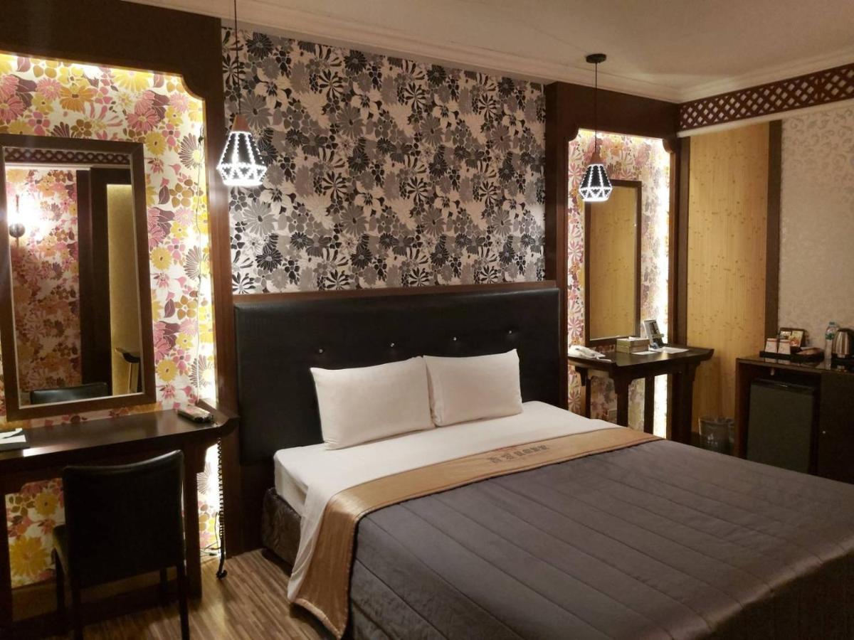 Chateau Motel Kaohsziung Kültér fotó