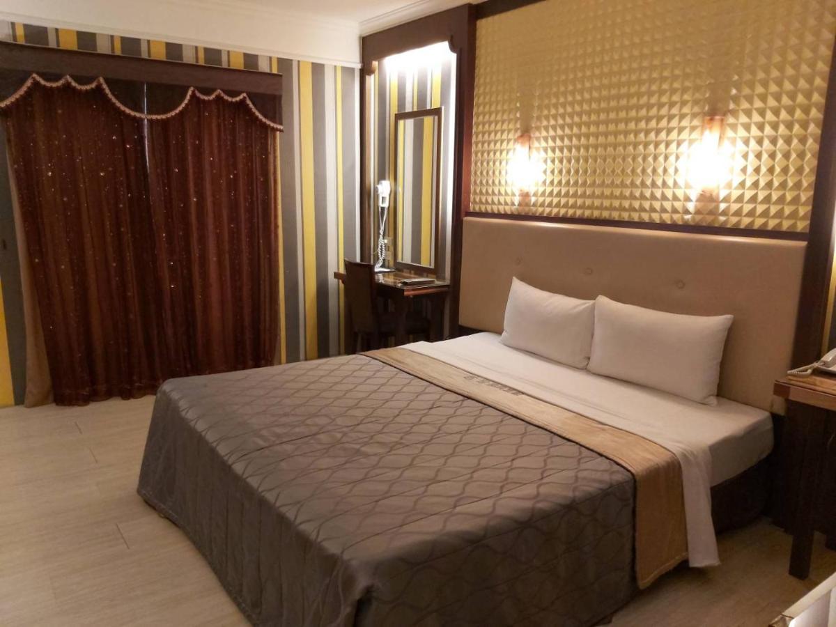 Chateau Motel Kaohsziung Kültér fotó